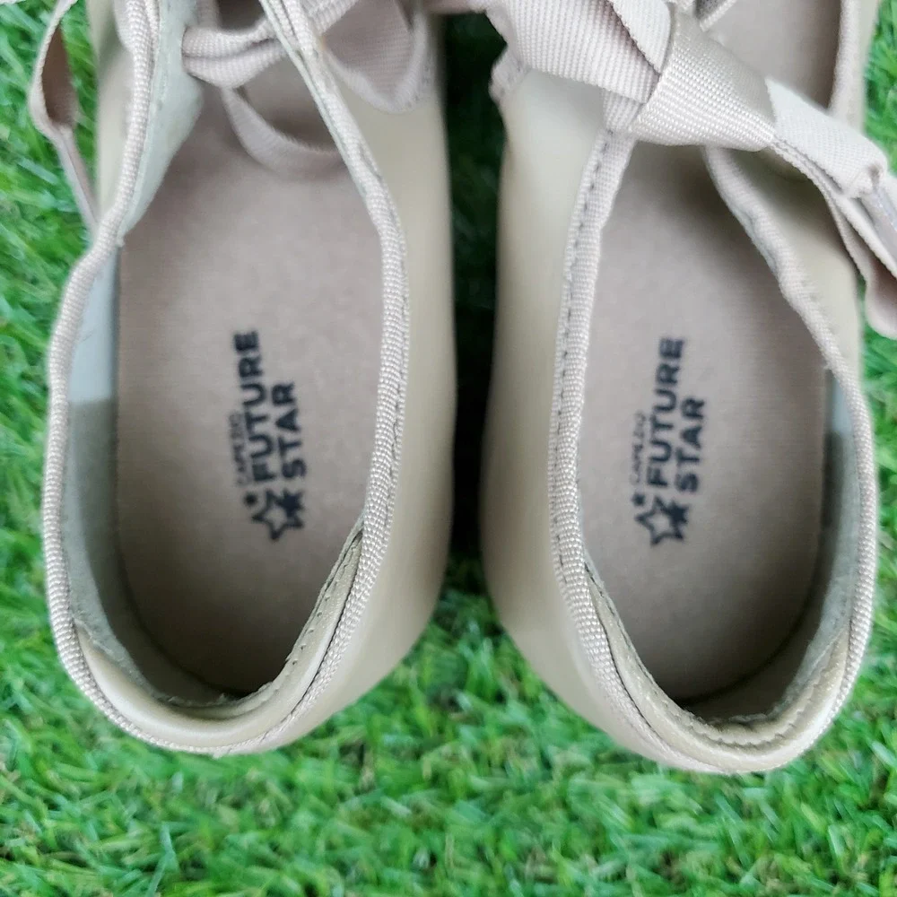 Capezio Future Star SIZE 13 Girls Tap Dance Shoes Ribbon Tie Tan Beige